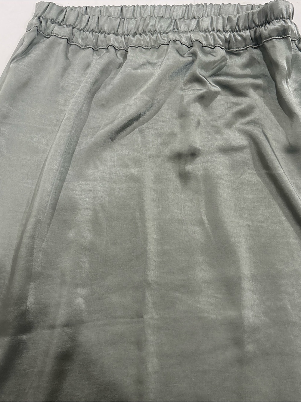 GAP Silver Satin Elastic-Waist Skirt